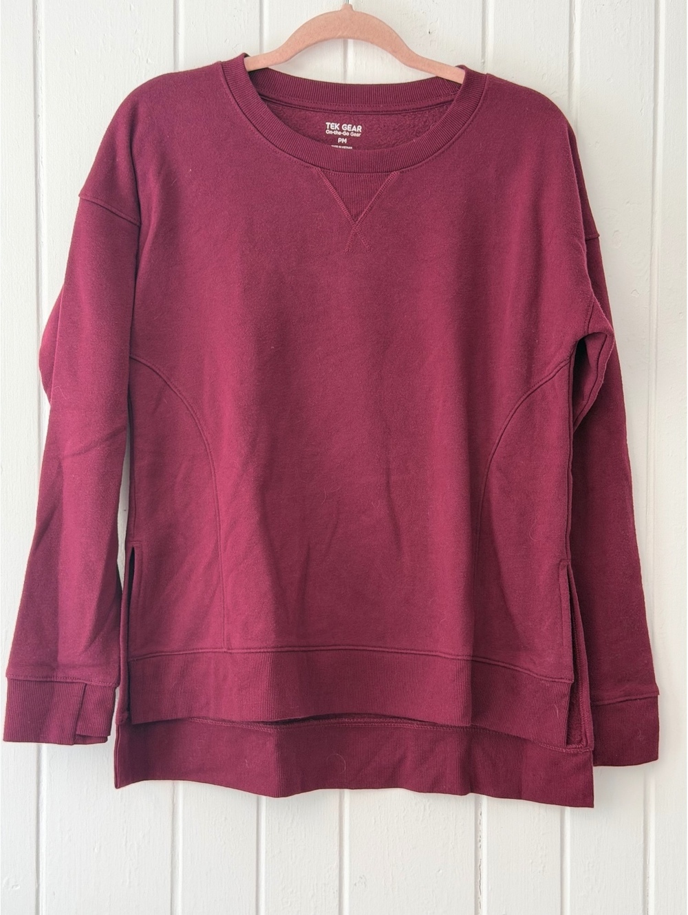 Tek Gear On-the-Go Gear Burgundyu Crewneck Sweatshirt, Size PM, 60% Cotton 40%